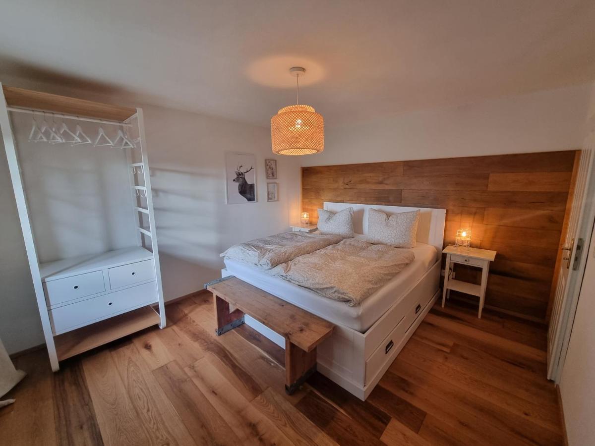 Charmantes Eifel Ferienhaus An Der Schavener Heide メッヒャーニッヒ エクステリア 写真